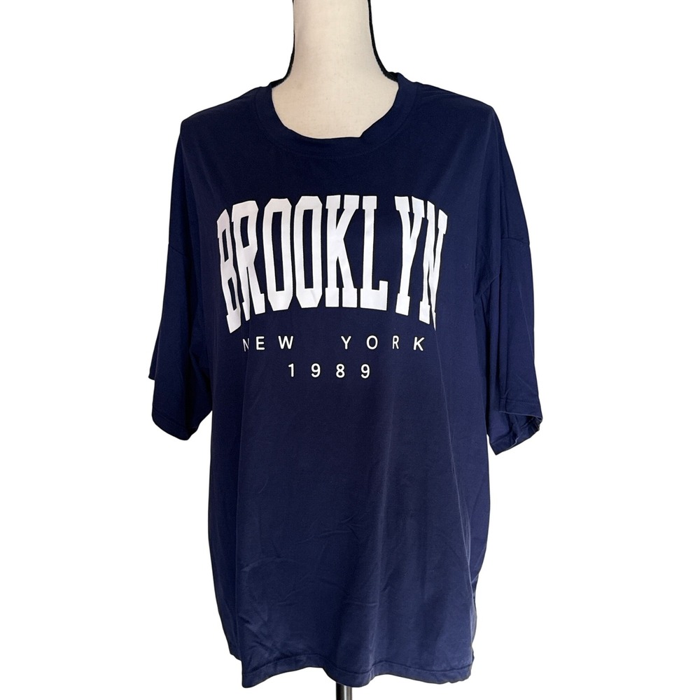 Young &‎ Chic Brooklyn New York 1989 Graphic T Shirt Oversized Navy Blue XL